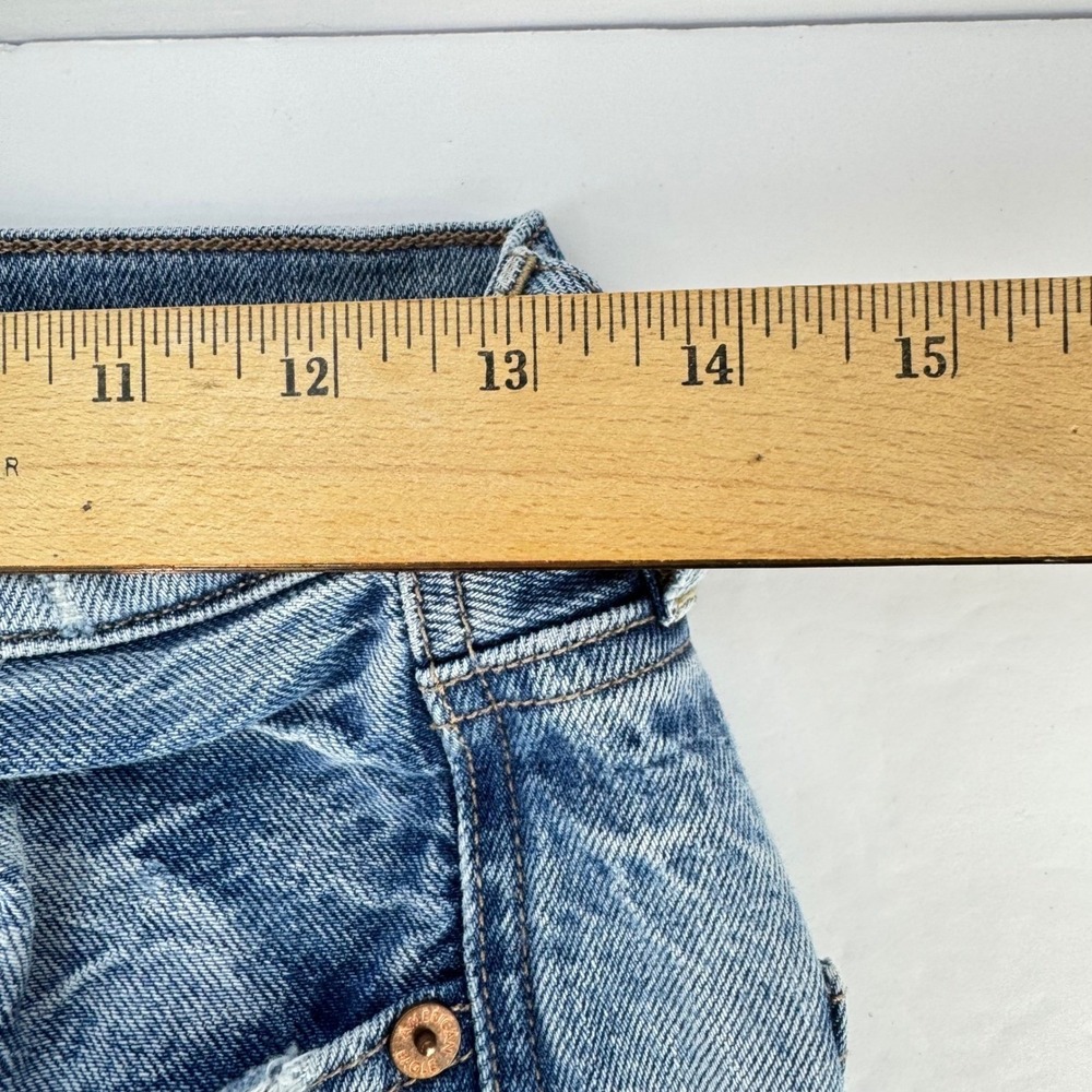 American Eagle Baggy Jean Womens 4 Light Wash High Rise Distressed Skater grunge - Picture 9 of 12